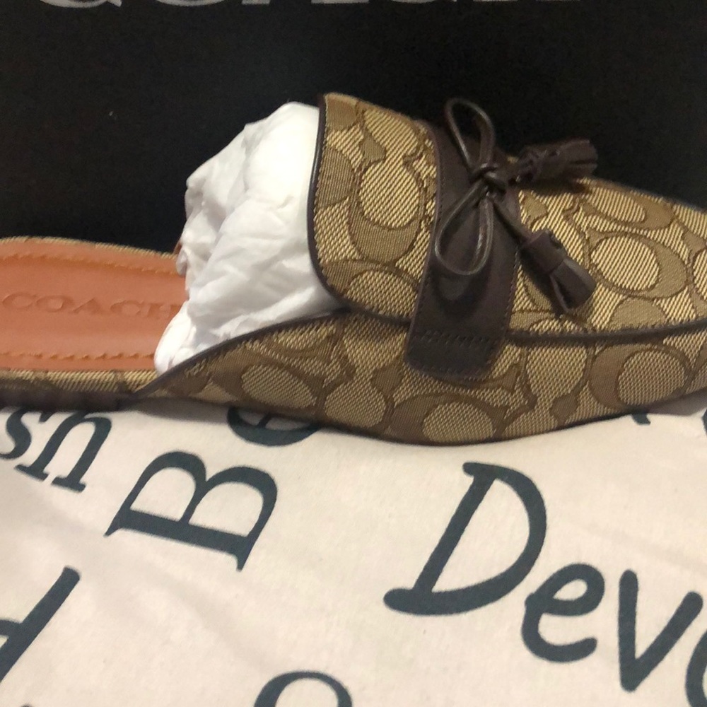 Brand new beautiful coach slip on loafers